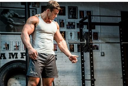 13 Consiliile Mr. Univers pentru antrenamentul bicepsului