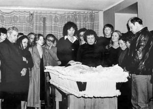 34 Року назад не стало володимира Висоцького архівні фотографії з похорону кумира