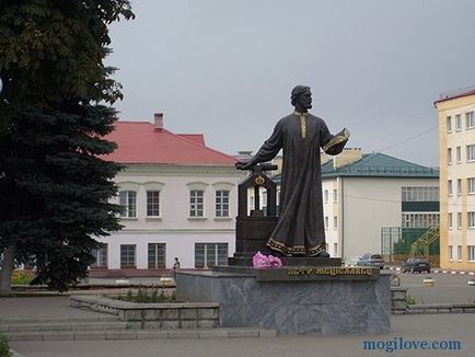 Архітектурні пам'ятки Мстиславля, могилів forever