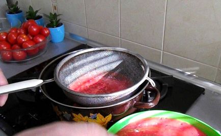 Borsch realimentare pentru iarnă cu sfeclă roșie - rețete de gătit, video