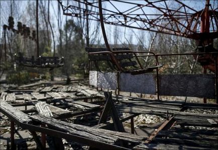 Чорнобиль 30 років потому 23 фотографії з міста-примари Прип'ять, яке опинилося в зоні відчуження,