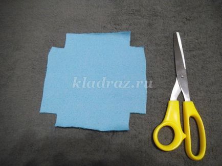 Moș Crăciun dintr-o sticlă de plastic cu propriile sale mâini