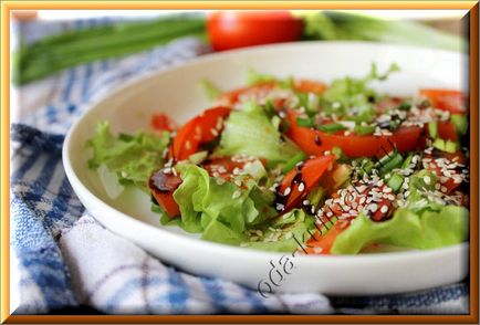 Дієтичний салат з помідорами і кунжутом, ода кулінарії