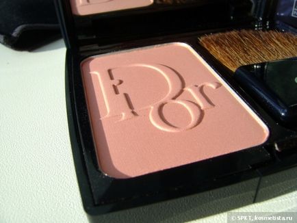 Dior diorblush vibrant colour powder blush beige nude 746 - рум'яна для денного макіяжу відгуки