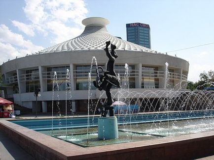 Atracții Almaty - cele mai interesante locuri din oraș și împrejurimile sale