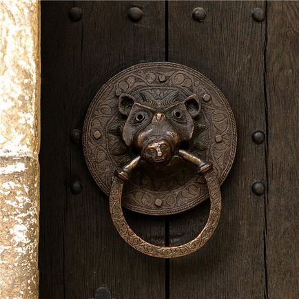 Fenomenul unui mâner al ușii este o operă de artă, un cult sau obiect al vieții cotidiene