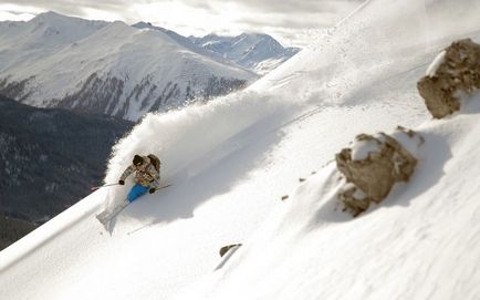 Fotografie de oameni pe schi alpin și snowboarding, să ia o fotografie