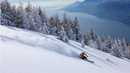 Fotografie de oameni pe schi alpin și snowboarding, să ia o fotografie