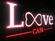 Glavnaya, dragoste cafenea