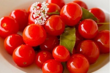 Както консервирани череша домати в зимните рецепти с лимонена киселина