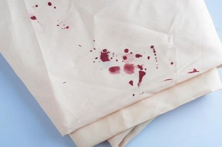 Як відмити кров з одягу засохлі і свіжі плями