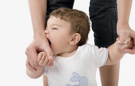 Cum să vă dezactivați copilul să muște