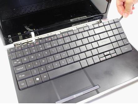 Cum să dezasamblați un gateway laptop nv52