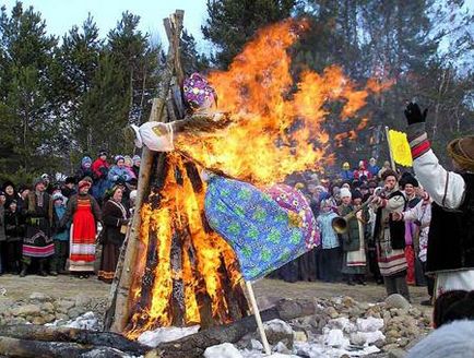 Як зробити чучело масниці своїми руками з сіна або віників