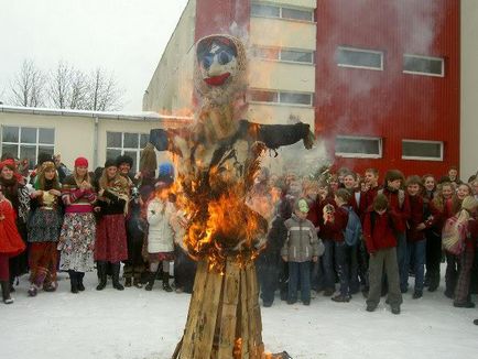 Cum să faci un carnaval umplute cu mâinile tale de la fân sau mături