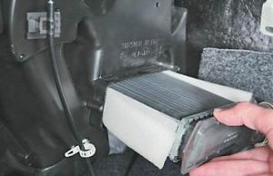 Cum să scoateți și să instalați radiatorul încălzitorului pe VAZ 2114 - repararea 2114