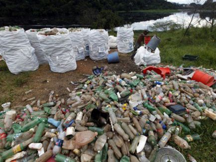 Hogyan lehet megbirkózni a szemetet a különböző országokban - a gömb a tisztaság