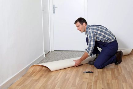 Cum de a pune linoleum pe o podea din lemn sau beton în mod corect, pe dvp sau placaj cu un substrat și