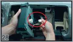 Hogyan kell telepíteni a fejegységet a Nissan Teana (fém keret teljes munkaidős) Hogyan kell telepíteni a fejegységet a Nissan Teana