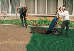 Як вибрати і встановити газонні решітки