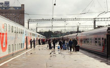 Cum arată trenul de două etaje Moscova-Adler din interior?