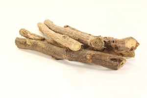 Rădăcina de lemn dulce de la o tuse când este numit și cum să ia
