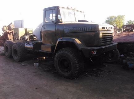 Tractor Kraz-260