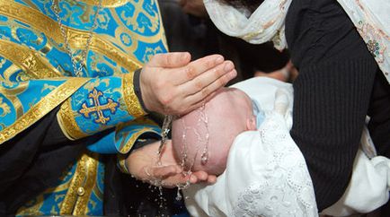 Botezul unui copil, cum să se pregătească pentru botezul unui copil