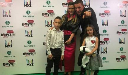 Ksenia Borodina tartotta neheztel Sobchak, csillagok, show business