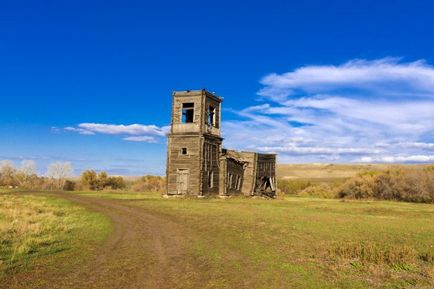 Cine este îngropat în fotografia fotografului?