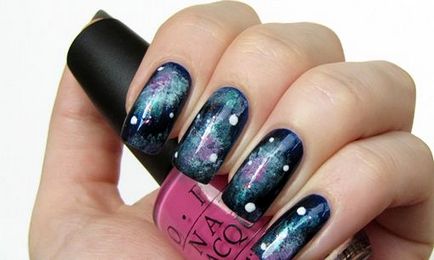 Манікюр космос - принадна галактика на нігтики - фото і опис прикладу