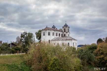 Місцевий - Париж - і монастир з ликом христа, як на плащаниці