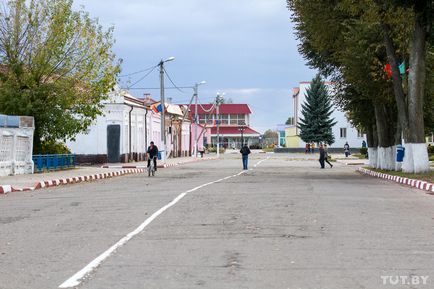 Місцевий - Париж - і монастир з ликом христа, як на плащаниці