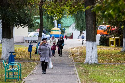 Місцевий - Париж - і монастир з ликом христа, як на плащаниці