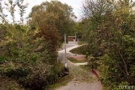 Місцевий - Париж - і монастир з ликом христа, як на плащаниці