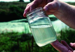 Брак прісної води - вода, h2o це життя нашої планети