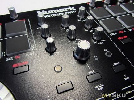 Numark mixtrack pro ii - controler dj cu 2 canale (controler dj pentru începători)