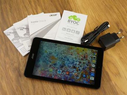 Преглед на Acer Iconia един 8 равенство на хартия