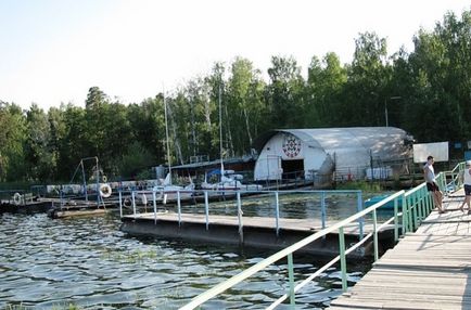 Lacul Akakul (centre de recreere, case de vacanță, tabere pentru copii, pescuit)
