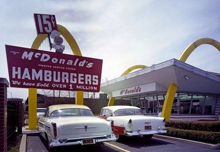 Primul restaurant mddonalds din lume