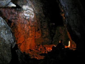 Peșteră a academiei mici de științe (om) în Crimeea - fotografie cum să obțineți