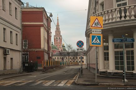 Пішки по Москві
