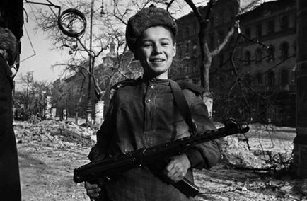 Sudoev arma mitralieră - arme mici în cel de-al doilea război mondial
