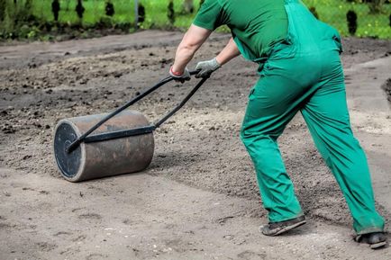 Підготовка землі під газон на ділянці своїми руками як вирівняти ділянку дачі