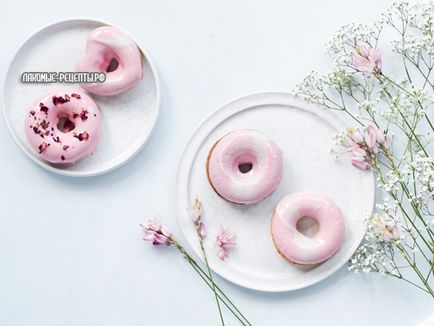 Donuts rețetă cu o fotografie pentru Ziua Îndrăgostiților