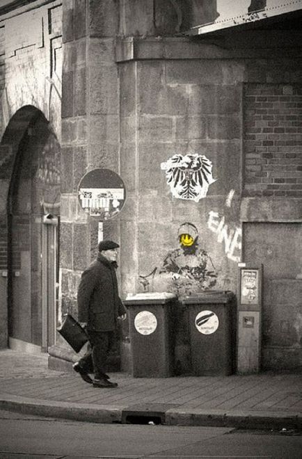 Banksy munkái (Banksy) (106 fénykép szöveg)