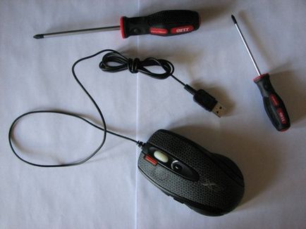 Demontarea mouse-ului a4tech x7