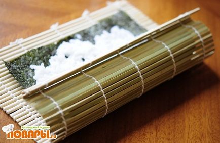 Рецепт суші звичайні з тунцем - японська кухня