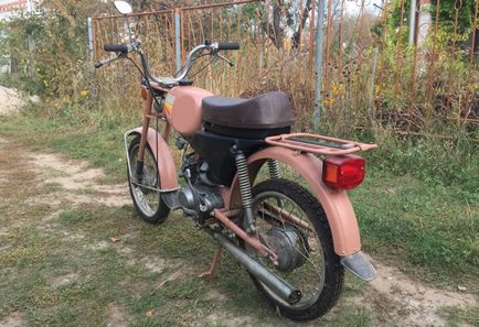 Egy új moped Kárpát-2 '90 -es évek elején