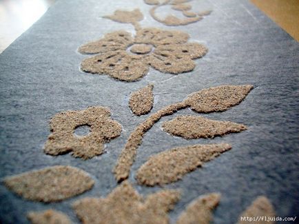 Creați un panou de nisip colorat